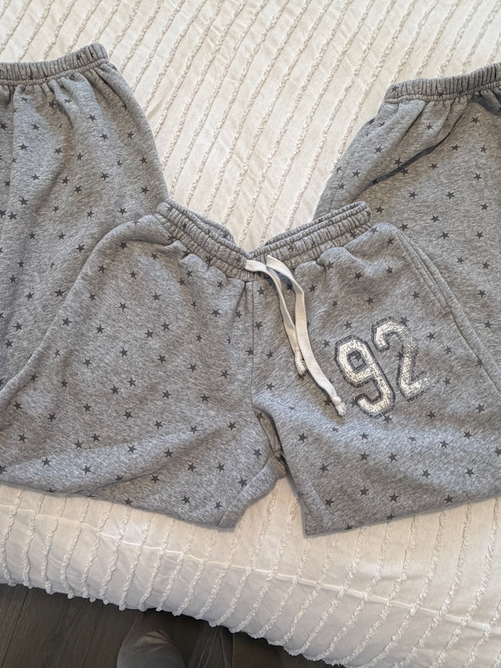 urban outfitters star sweats